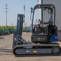 2.5 ton mini outdoor diesel crawler forklift truck