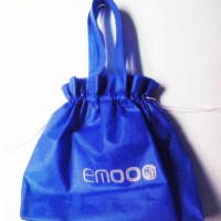 Mini portable non-woven toiletry bag