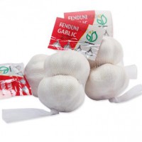 China Garlic Price 10 kg Loose boxes Caliber 5 to 5.5, 5.5 to 6.0, 6.0 to 6.5cm