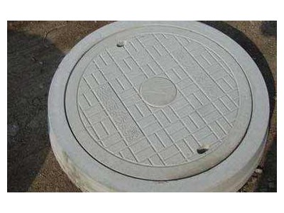 Cement manhole cover