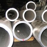 Large diameter seamless steel pipe