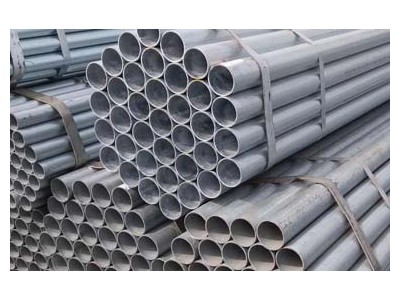 Seamless steel pipe for fluid